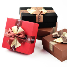 Spot Color Printing Boxes with Decorated Ribbon on The Lid